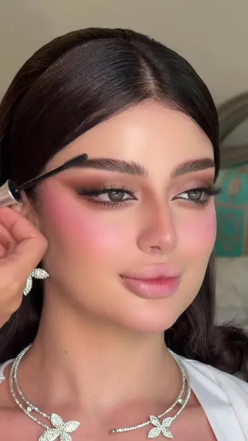 Video by @makeupnuku