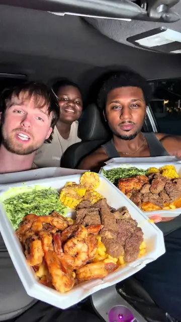 A 16 year old chef cooked for us and we rated it 😳 Toni🏈🧑🏾‍🍳✞🦅 Stick around to see our reactions…